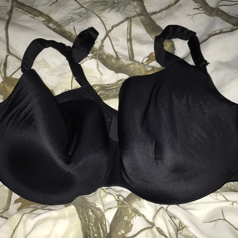 Cacique cushion bra size 42D